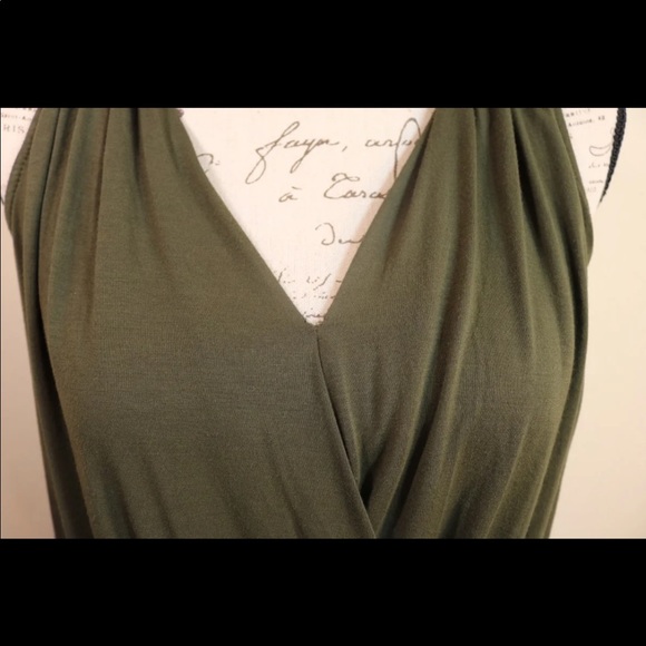 New w tags American eagle v neck olive green top tank vneck - Picture 3 of 4